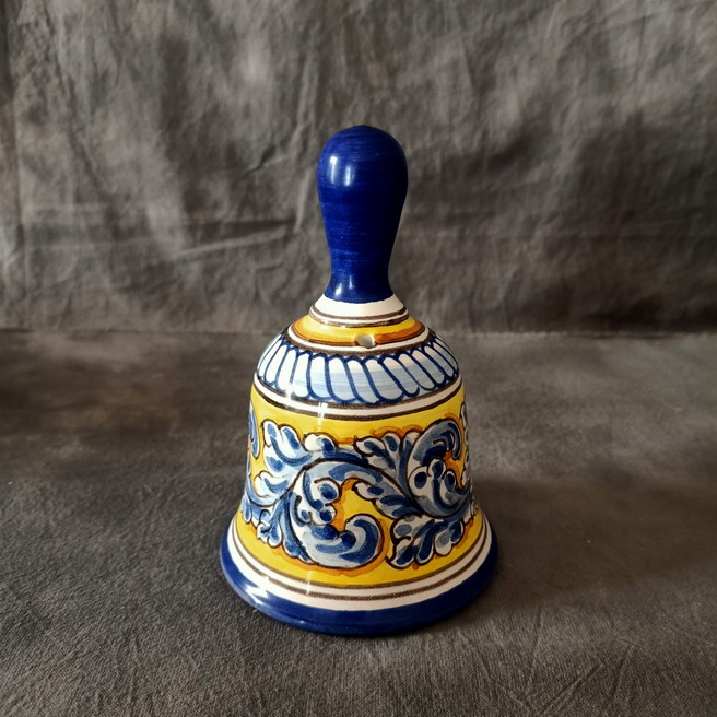 Campana clásica renacimiento